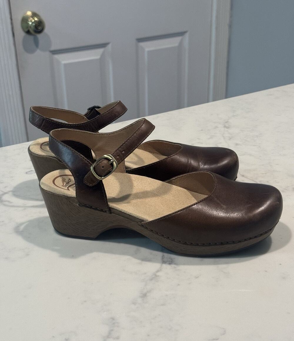 Dansko Sam Brown Teak Mary Jane Ankle Strap Clog Women's US 11 EU 42